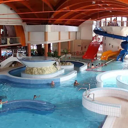 Arinza Vendeghaz شقة