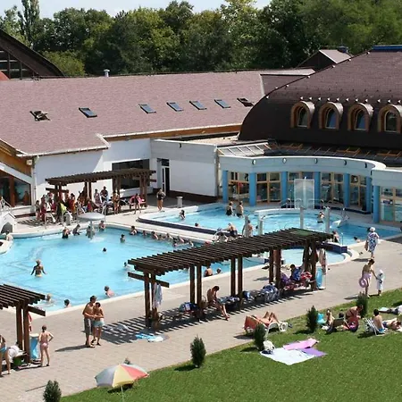 Arinza Vendeghaz شقة *