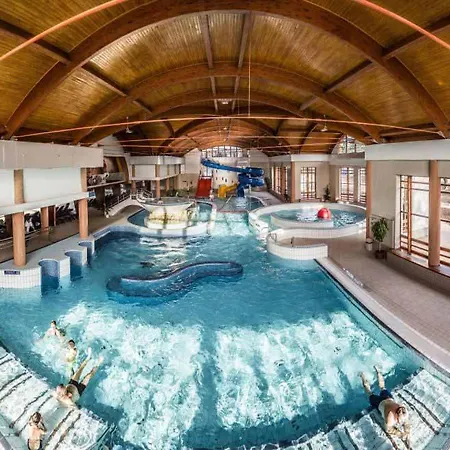 Arinza Vendeghaz شقة Mezőkövesd