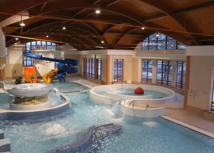 Arinza Vendeghaz דירה