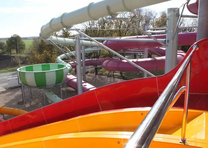 Arinza Vendeghaz דירה *